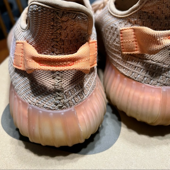 Adidas Yeezy Boost 350 V2 Clay - Picture 8 of 10
